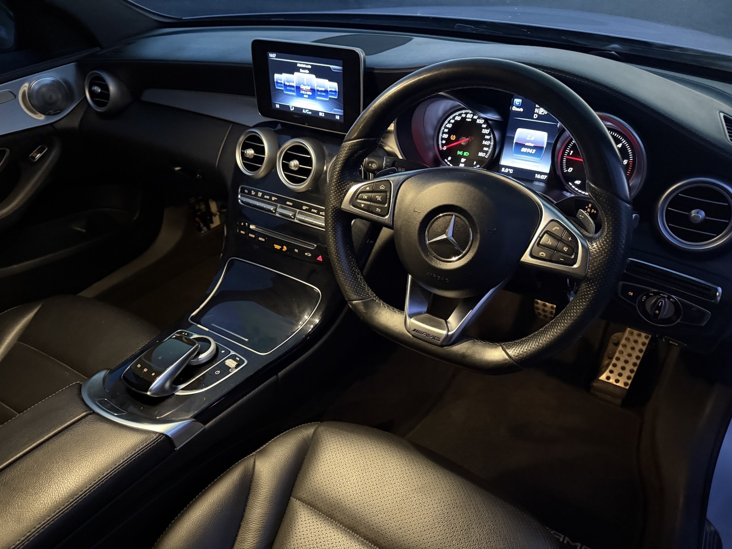 Used Mercedes-Benz C Class 2015 for sale - 77159272: Photo 16