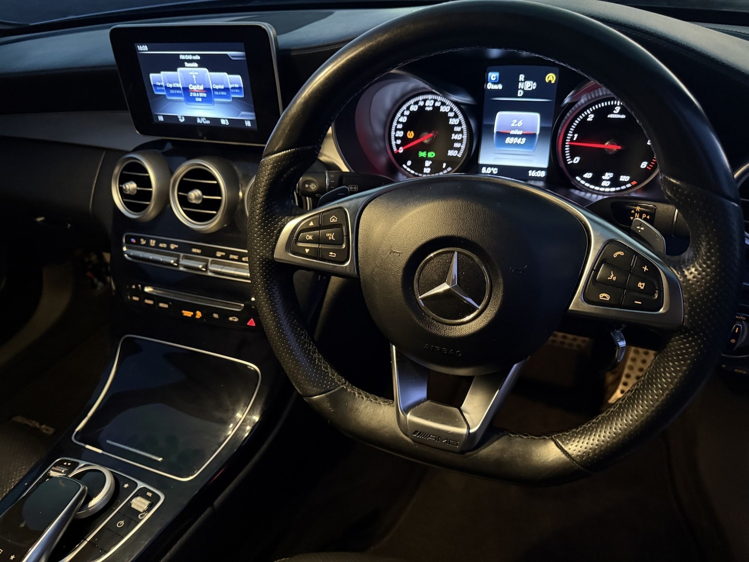 Used Mercedes-Benz C Class 2015 for sale - 77159272: Photo 19