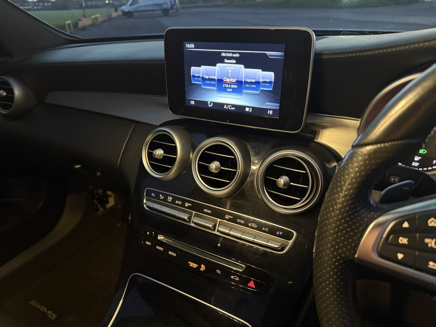 Used Mercedes-Benz C Class 2015 for sale - 77159272: Photo 22