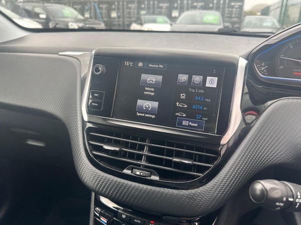 Used Peugeot 2008 2015 for sale - 76164517: Photo 28