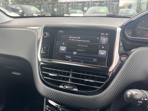 Used Peugeot 2008 2015 for sale - 76164517: Photo 29