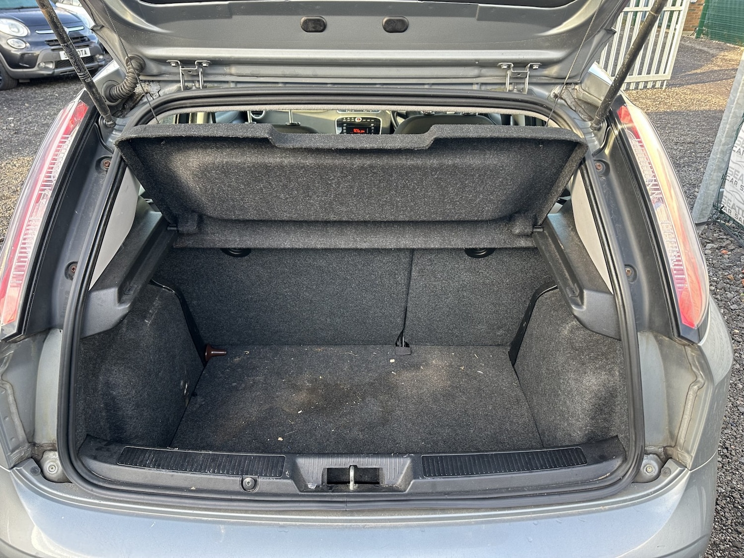 Used Fiat Punto 2012 for sale - 76941788: Photo 6