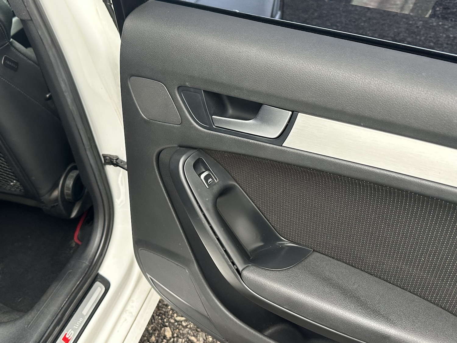 Used Audi A4 Avant 2012 for sale - 76611383: Photo 16