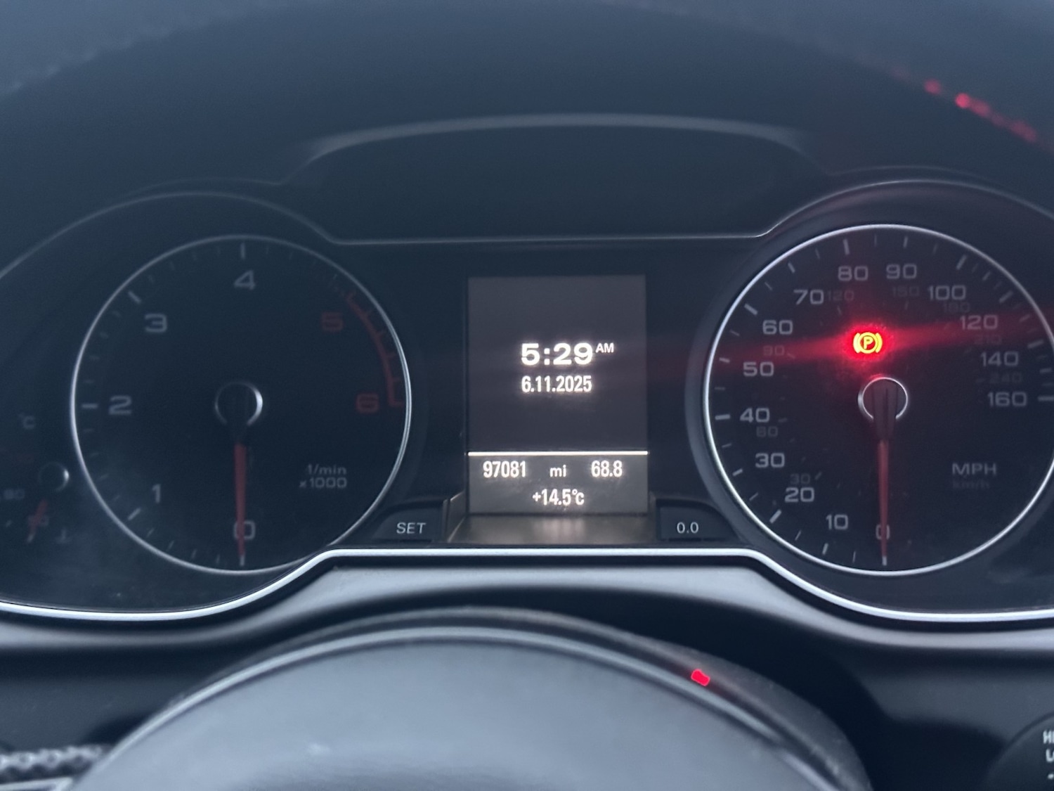 Used Audi A4 Avant 2012 for sale - 76611383: Photo 4