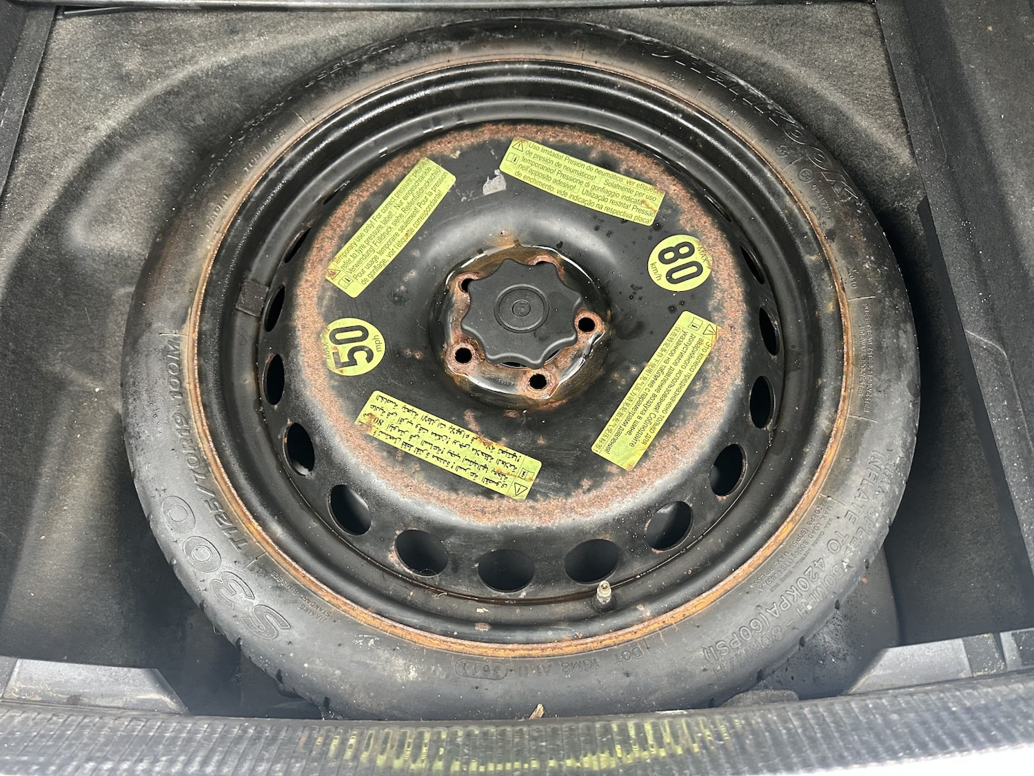 Used Audi A4 Avant 2012 for sale - 76611383: Photo 8