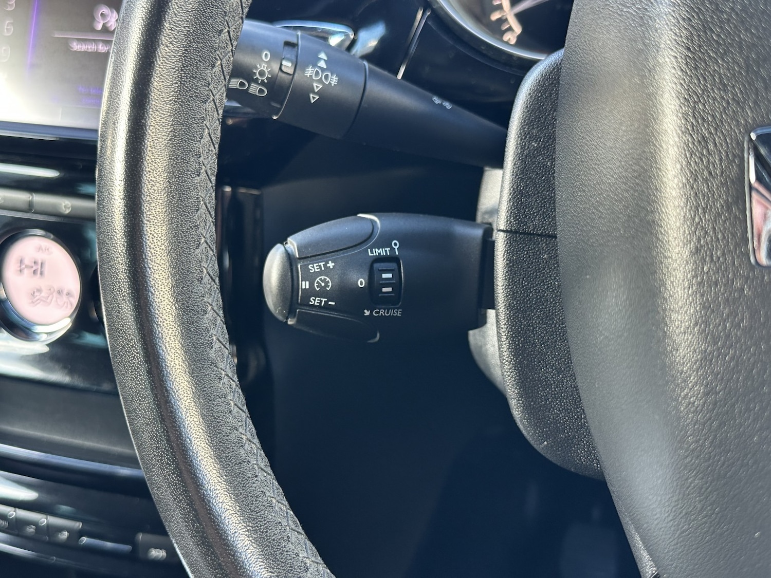 Used DS Automobiles DS 3 2015 for sale - 76673296: Photo 28