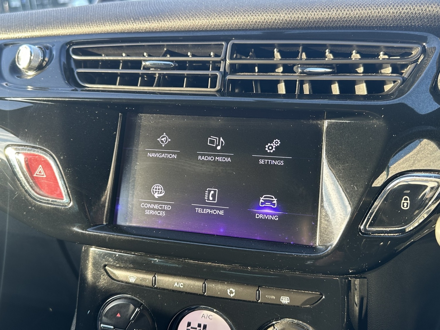 Used DS Automobiles DS 3 2015 for sale - 76673296: Photo 33