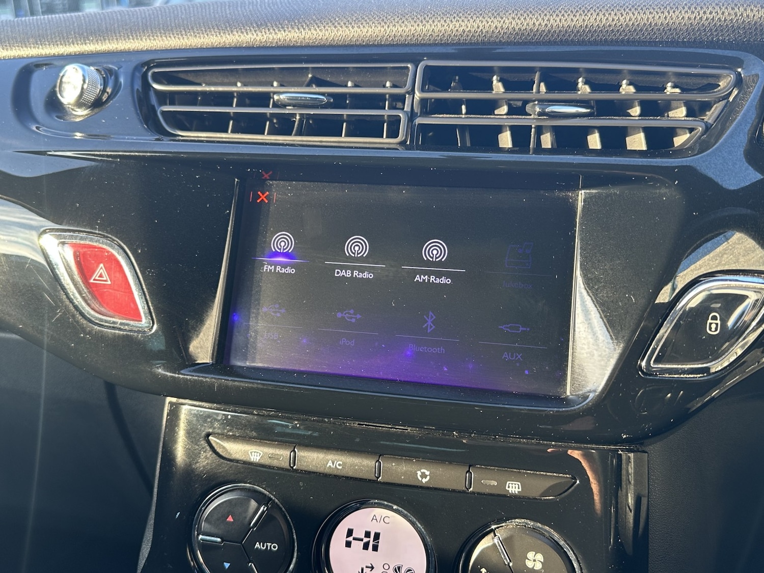 Used DS Automobiles DS 3 2015 for sale - 76673296: Photo 34