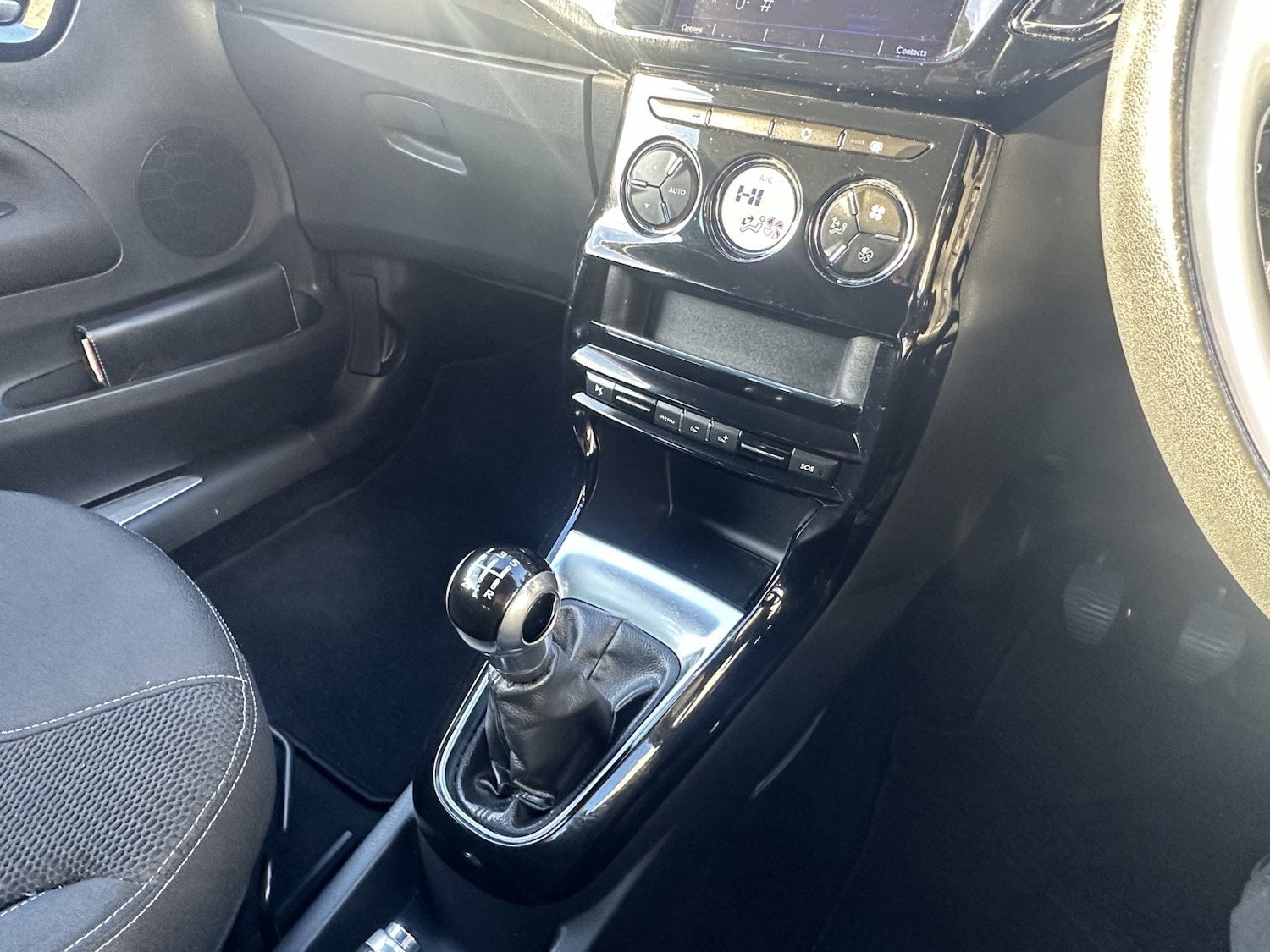 Used DS Automobiles DS 3 2015 for sale - 76673296: Photo 38