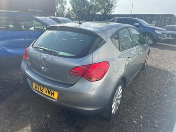 Used Vauxhall Astra 2012 for sale - 75178182: Photo