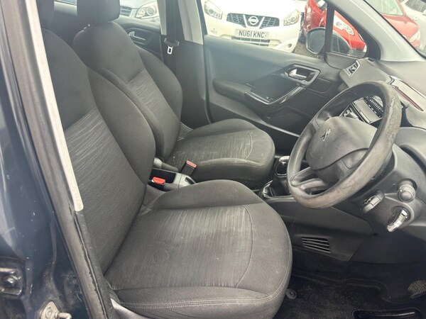 Used Peugeot 208 2017 for sale - 76164519: Photo 17