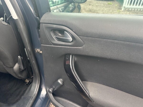 Used Peugeot 208 2017 for sale - 76164519: Photo 31
