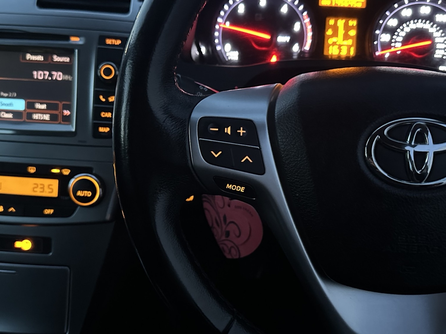 Used Toyota Avensis 2012 for sale - 77258556: Photo 20