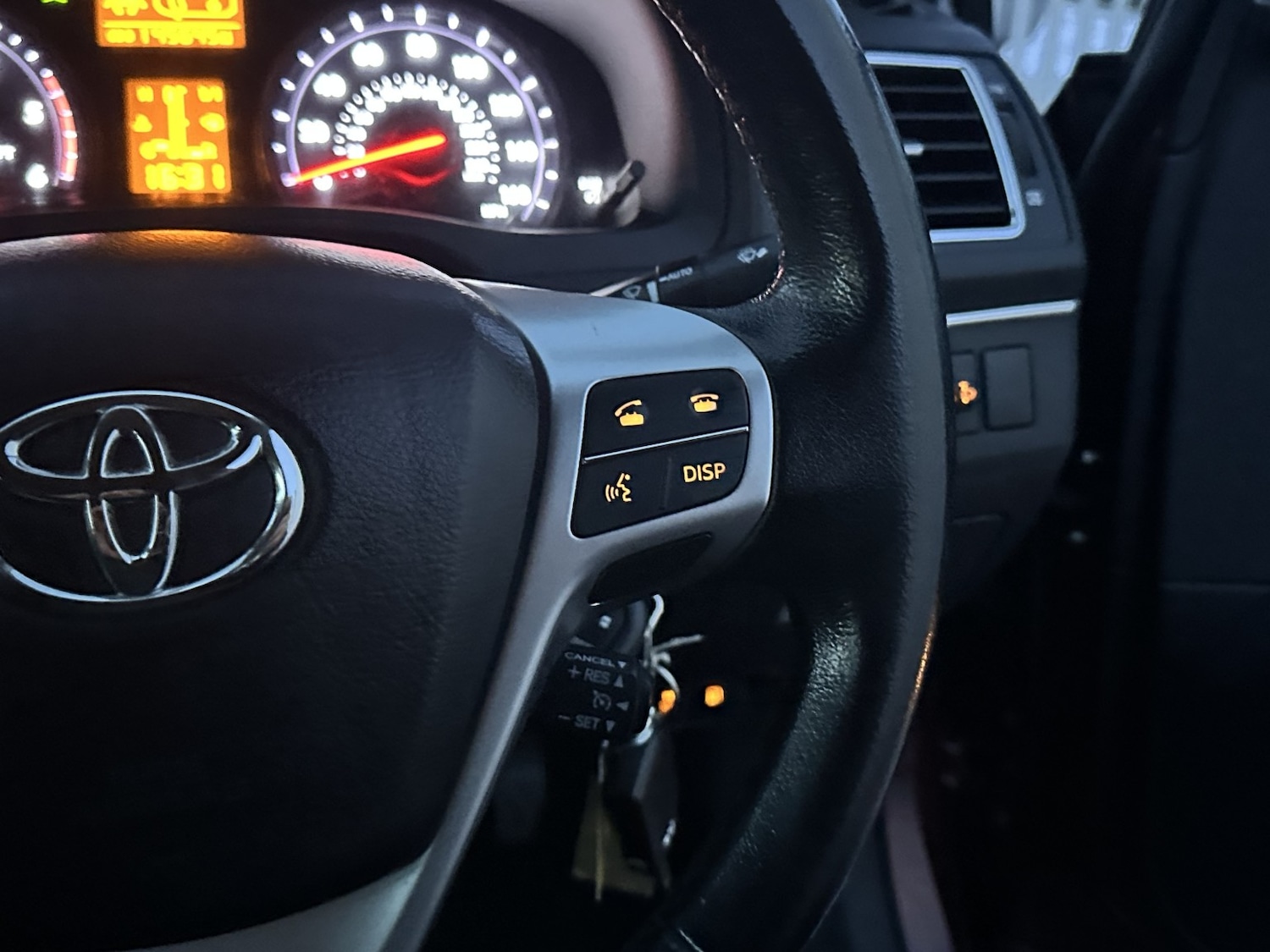 Used Toyota Avensis 2012 for sale - 77258556: Photo 21