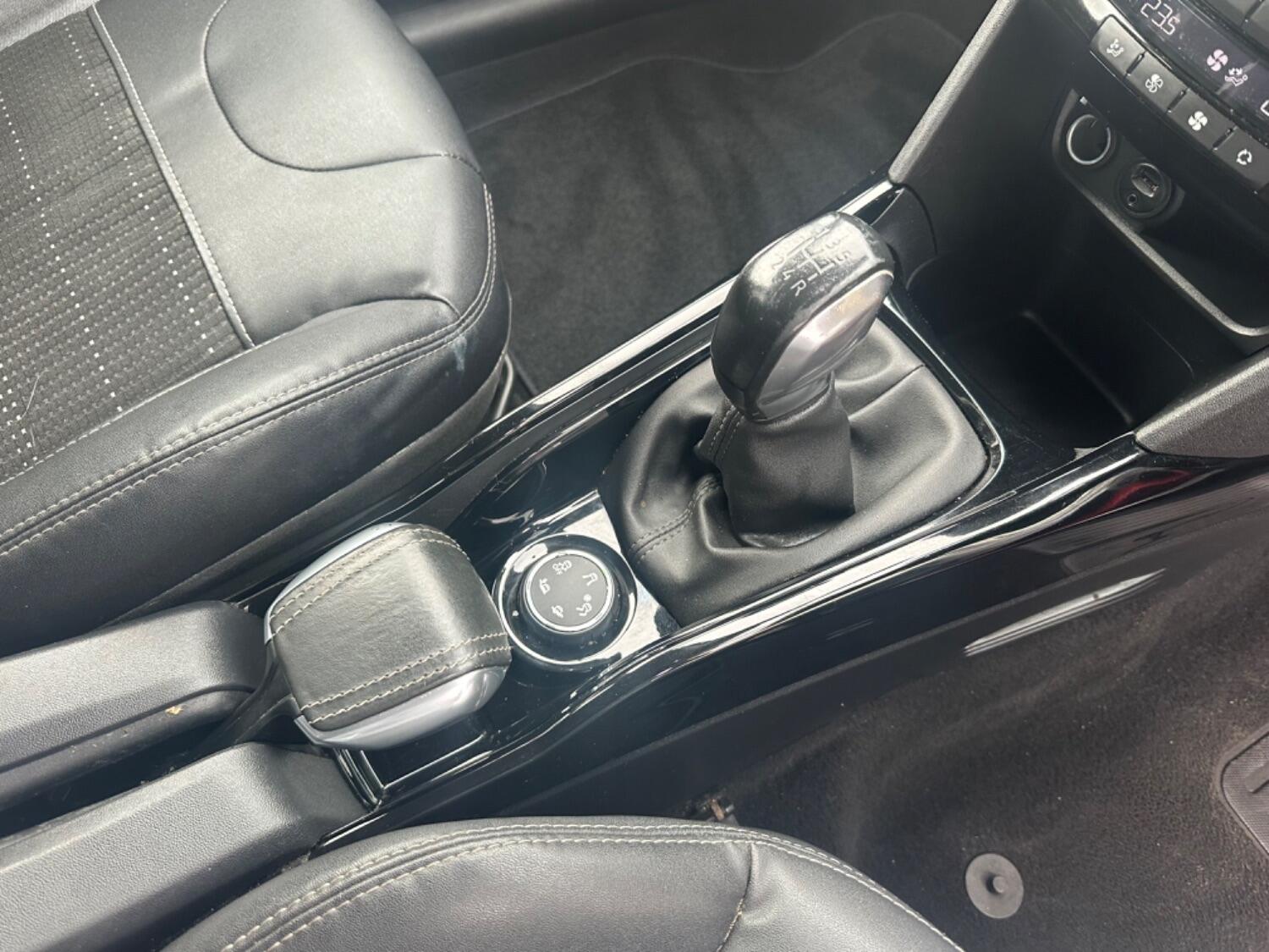 Used Peugeot 2008 2015 for sale - 76553950: Photo 35