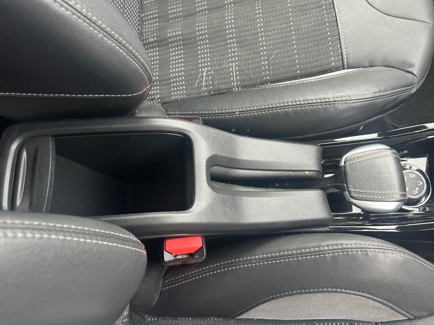 Used Peugeot 2008 2015 for sale - 76553950: Photo 38