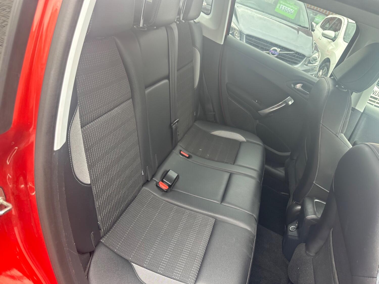 Used Peugeot 2008 2015 for sale - 76553950: Photo 44