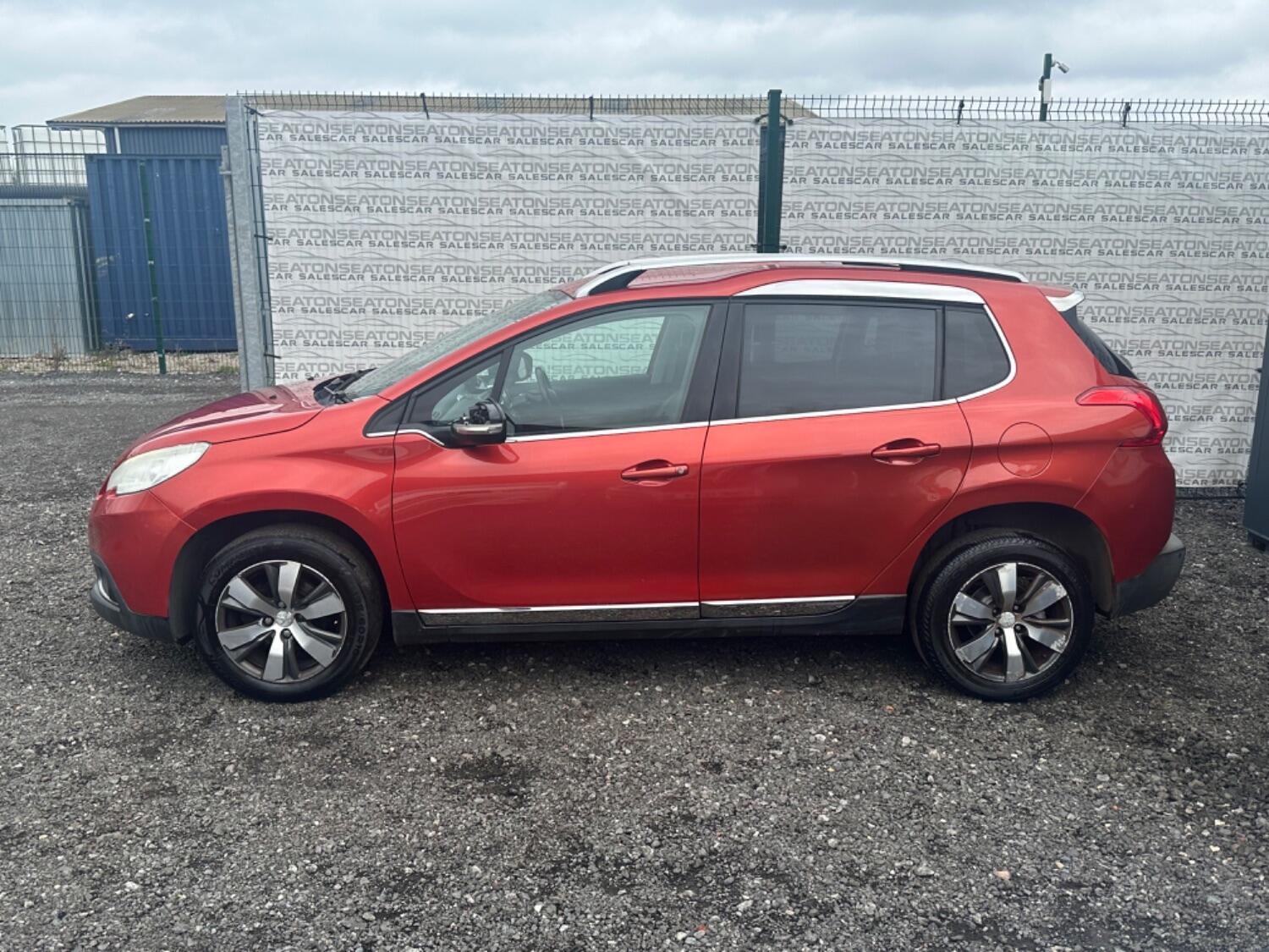 Used Peugeot 2008 2015 for sale - 76553950: Photo 5