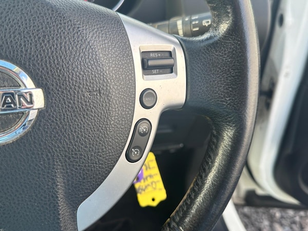 Used Nissan Qashqai 2011 for sale - 75994750: Photo 14