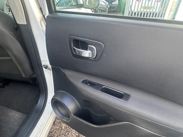 Used Nissan Qashqai 2011 for sale - 75994750: Photo 24