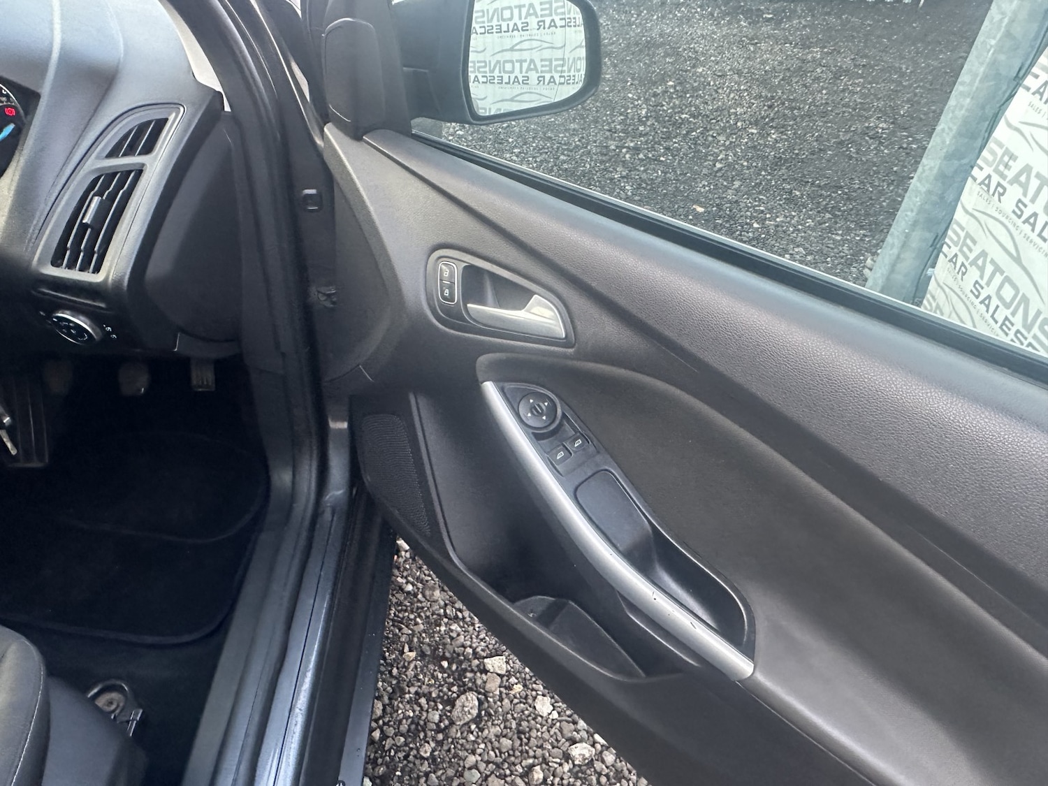 Used Ford Focus 2015 for sale - 76673259: Photo 15