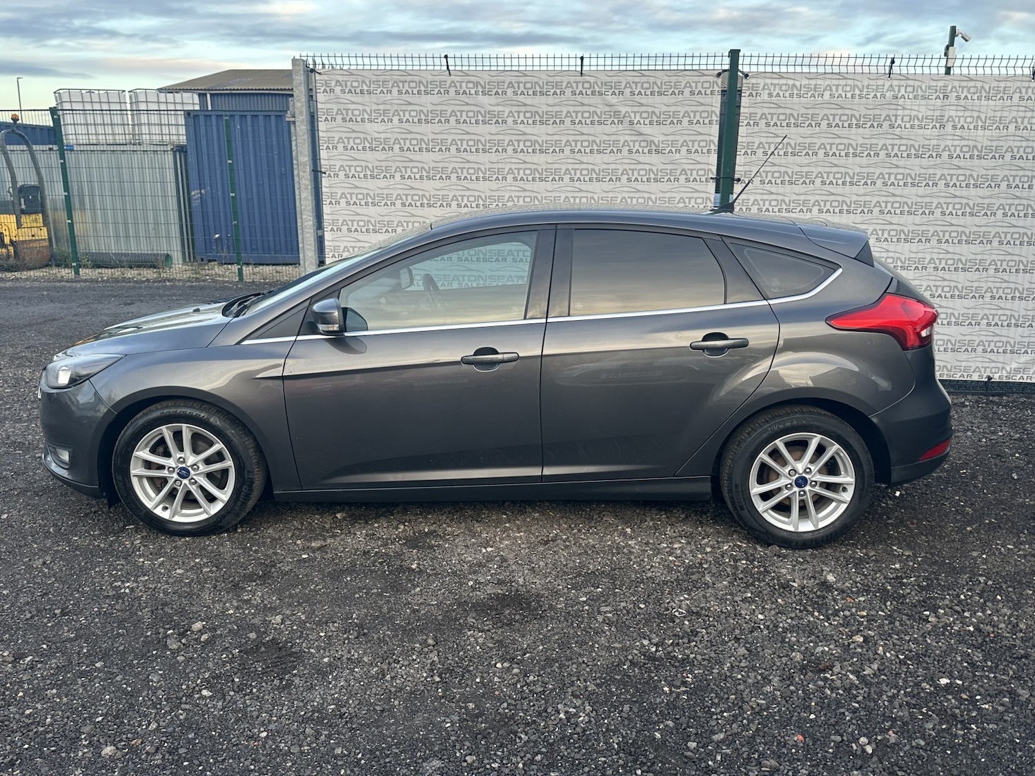 Used Ford Focus 2015 for sale - 76673259: Photo 5