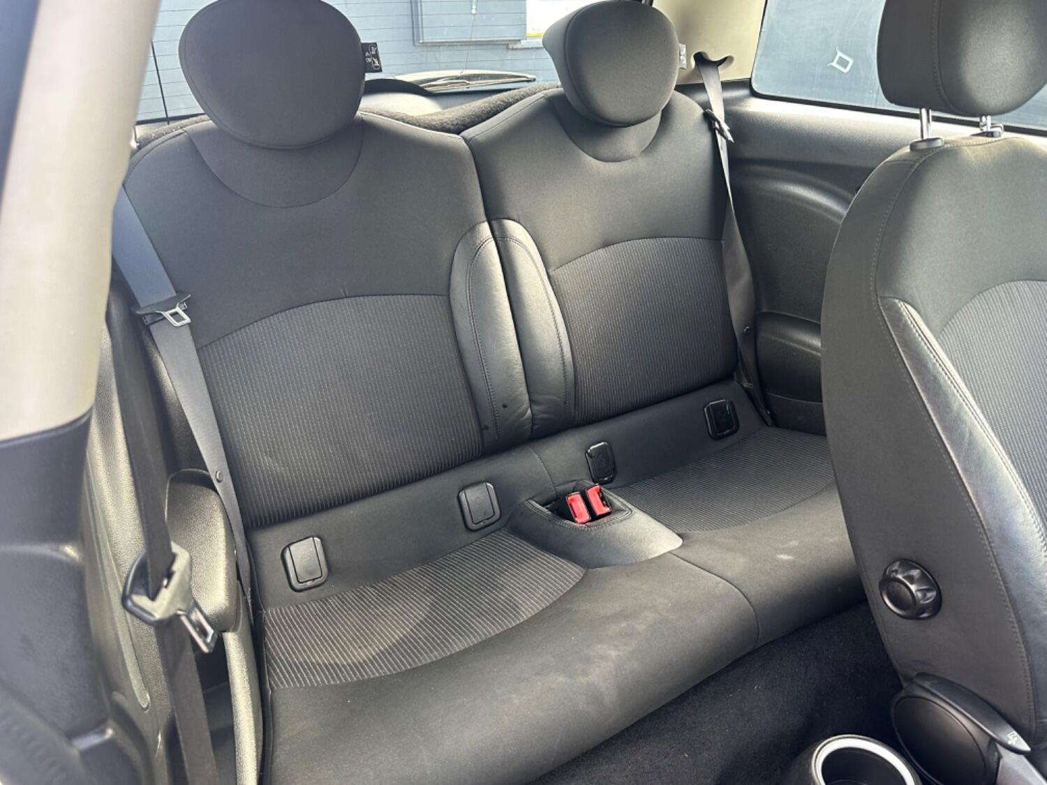 Used MINI Hatch 2010 for sale - 76673268: Photo 34