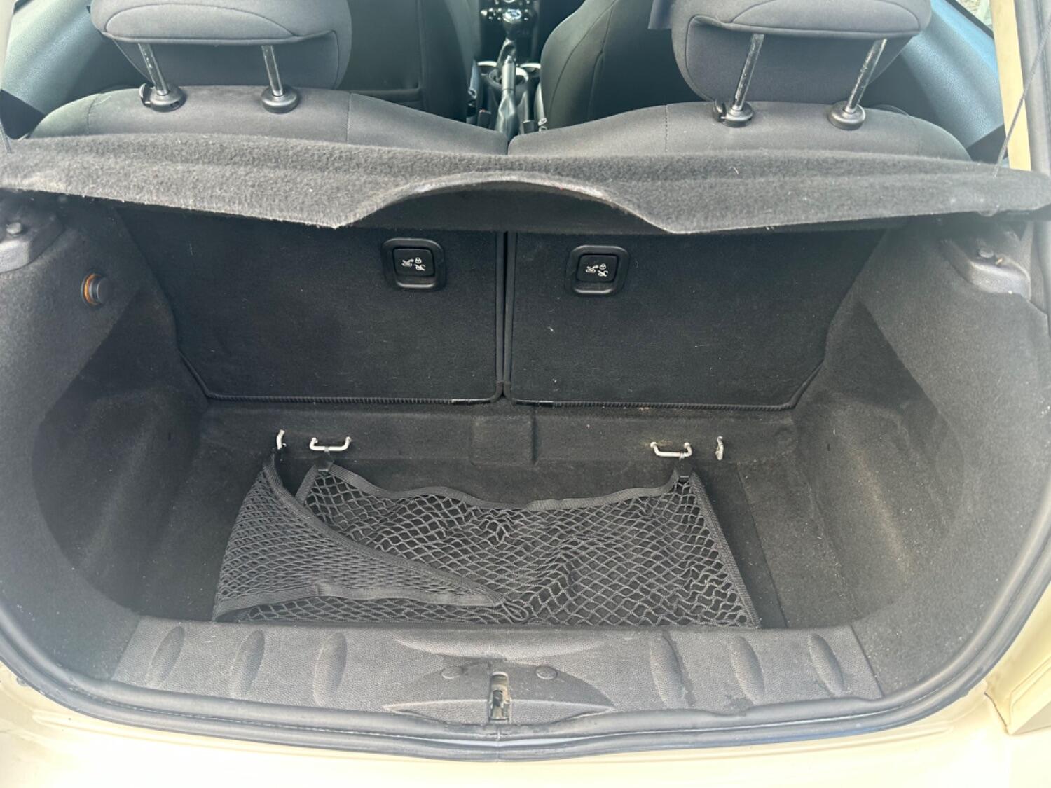 Used MINI Hatch 2010 for sale - 76673268: Photo 8