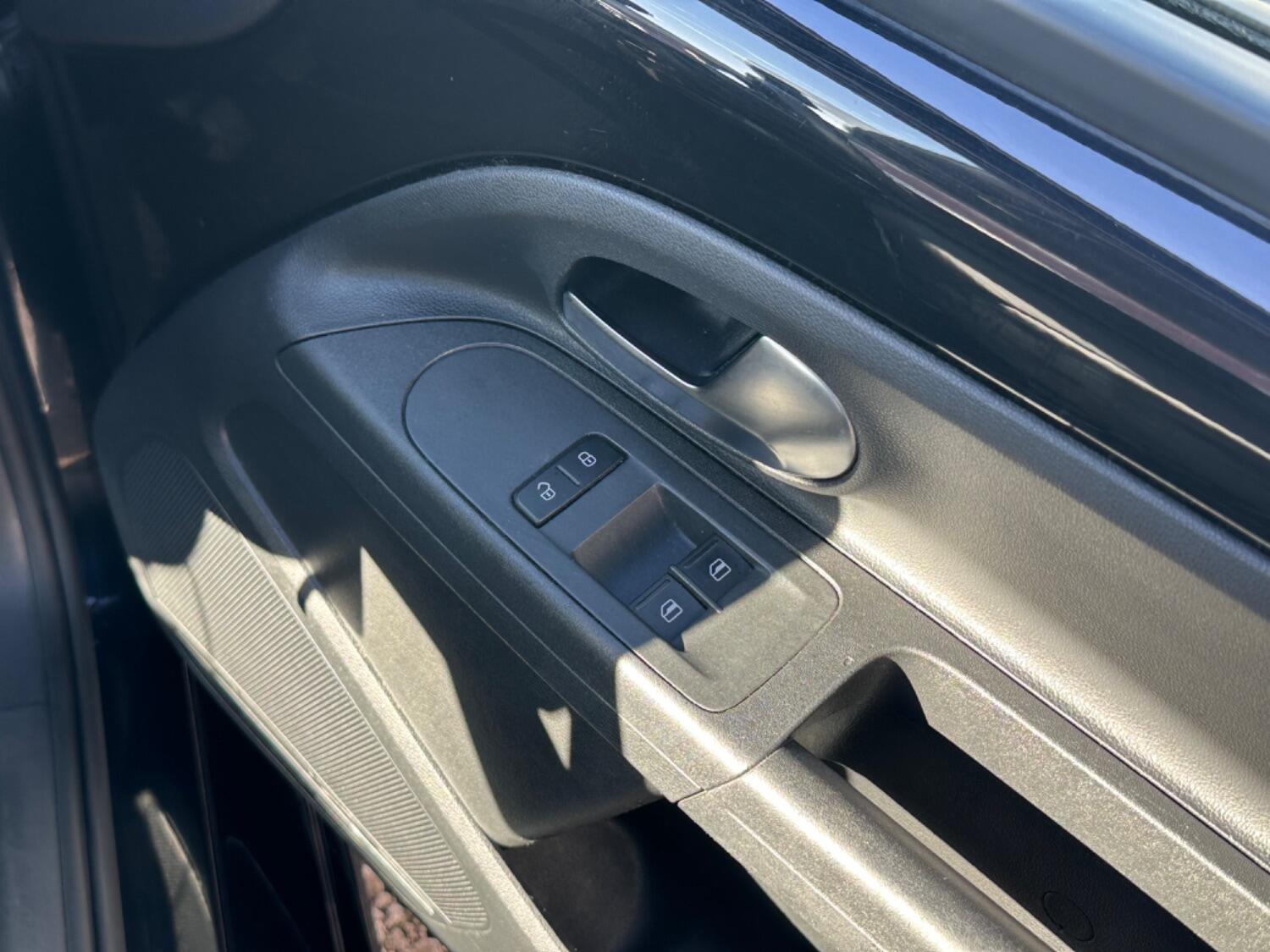 Used Volkswagen up! 2015 for sale - 76793815: Photo 12