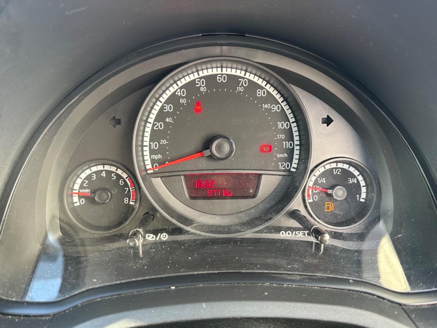 Used Volkswagen up! 2015 for sale - 76793815: Photo 14