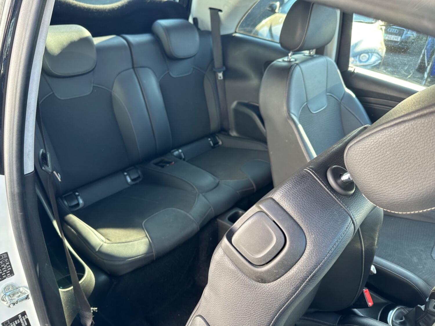 Used Vauxhall ADAM 2015 for sale - 76769204: Photo 28