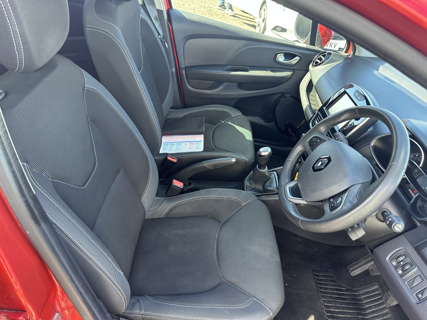 Used Renault Clio 2018 for sale - 78121579: Photo 20