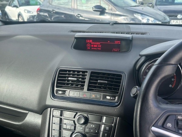 Used Vauxhall Meriva 2015 for sale - 76273303: Photo 27
