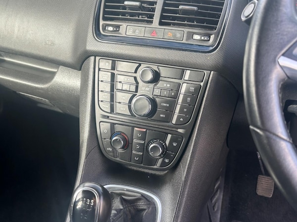 Used Vauxhall Meriva 2015 for sale - 76273303: Photo 29