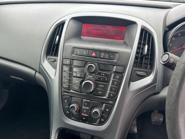 Used Vauxhall Astra GTC 2012 for sale - 74664352: Photo 14