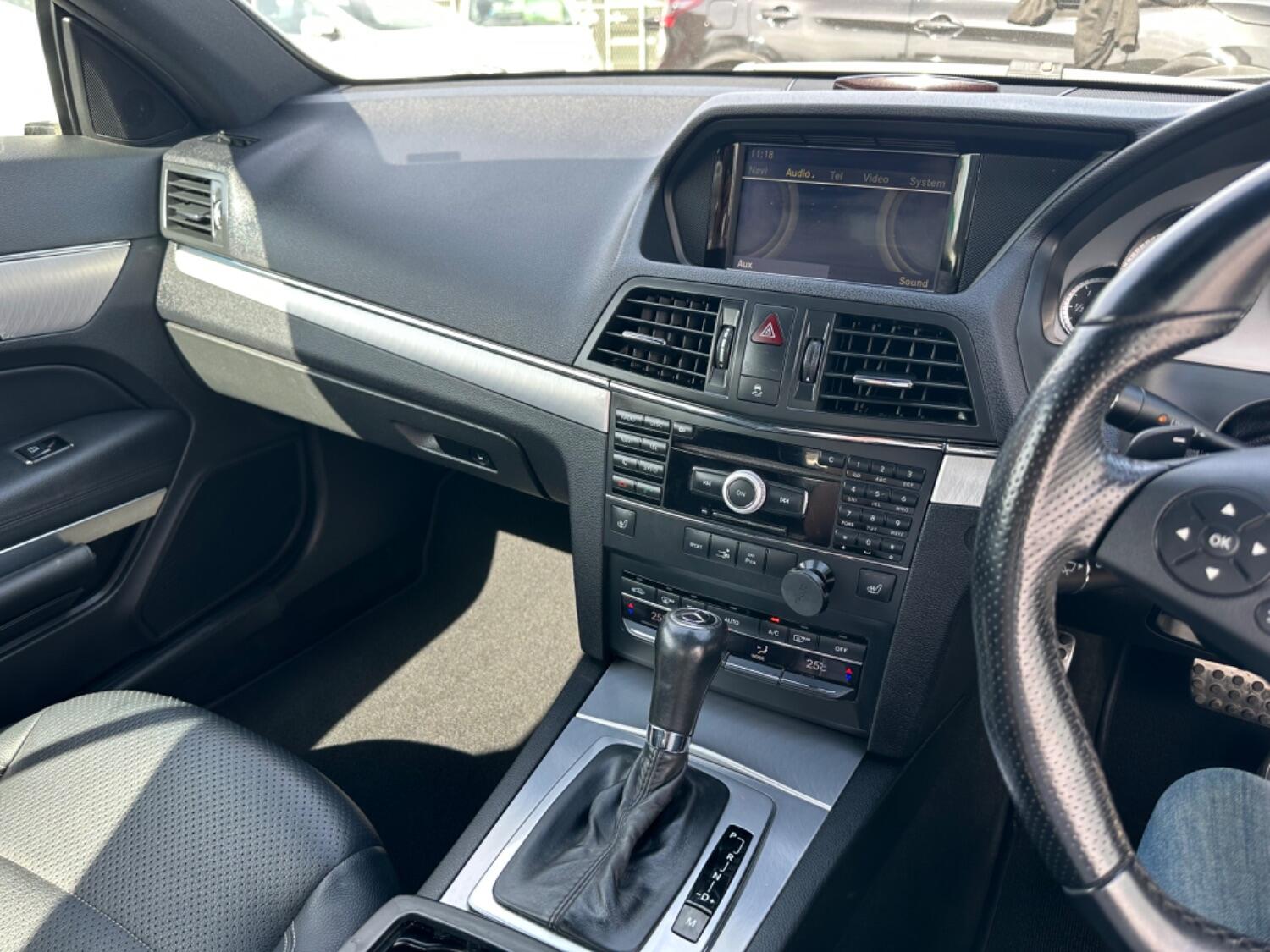 Used Mercedes-Benz E Class 2010 for sale - 76611387: Photo 19