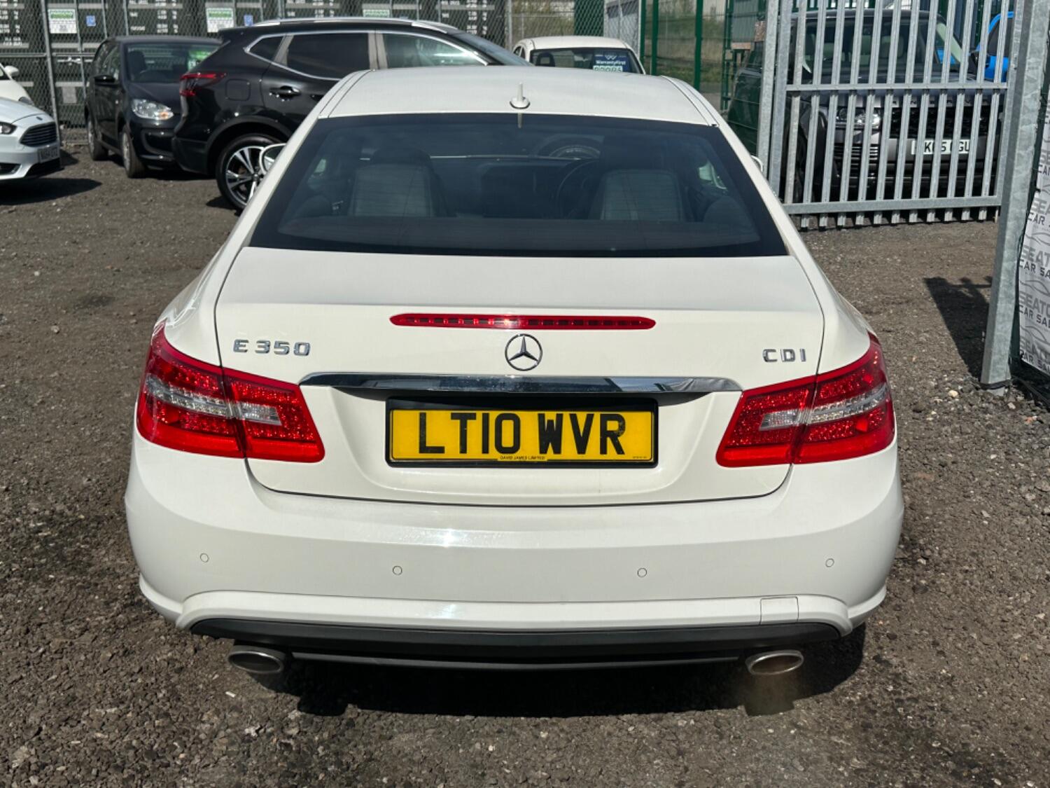 Used Mercedes-Benz E Class 2010 for sale - 76611387: Photo 6