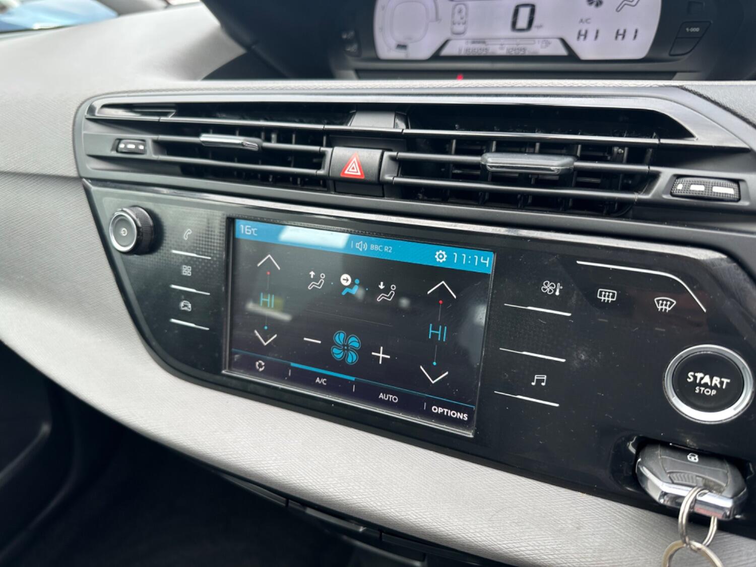 Used Citroen C4 Picasso 2016 for sale - 76793811: Photo 28