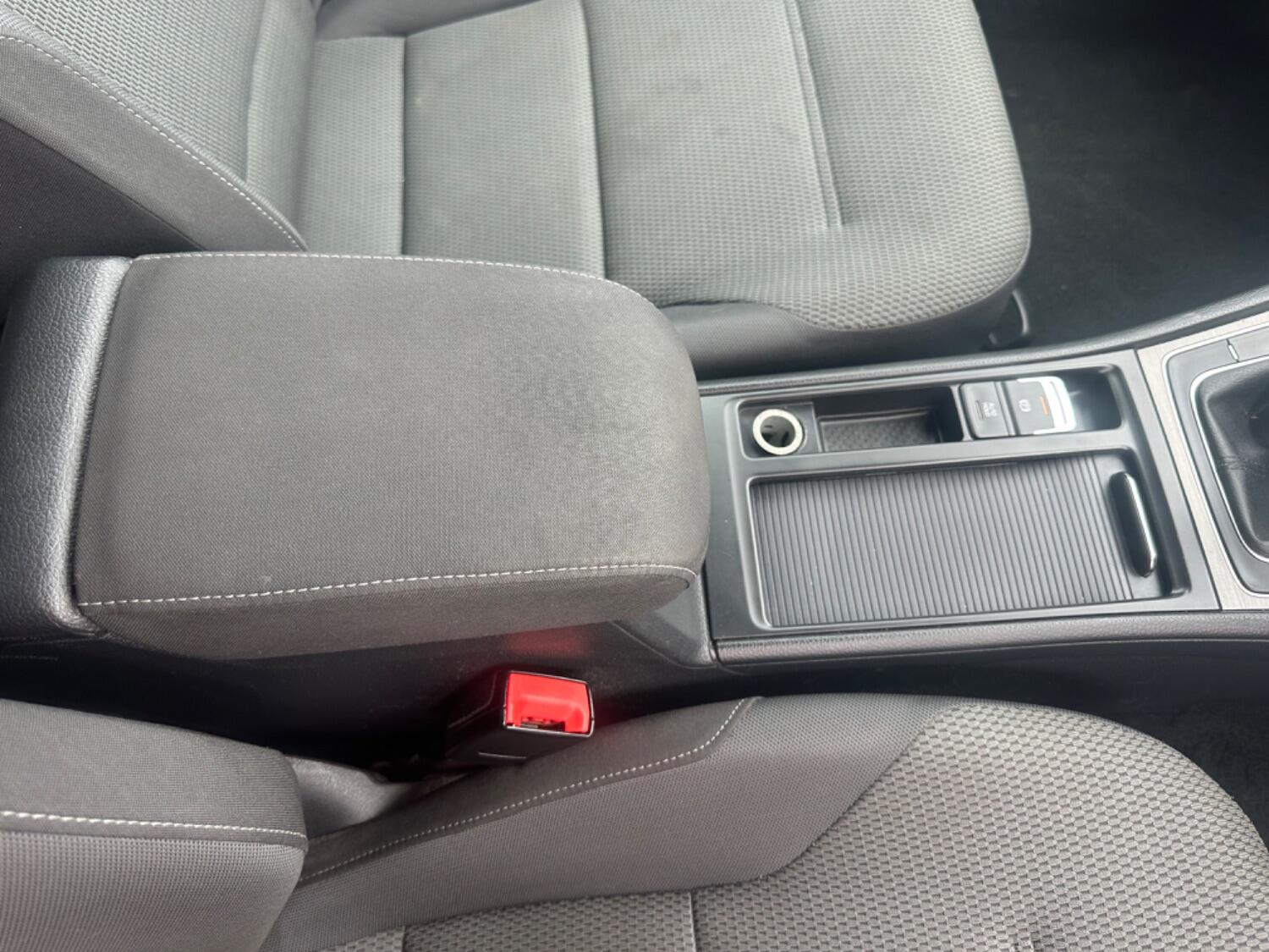 Used Volkswagen Golf 2013 for sale - 76541599: Photo 25