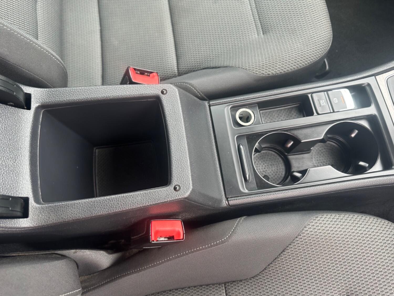 Used Volkswagen Golf 2013 for sale - 76541599: Photo 26