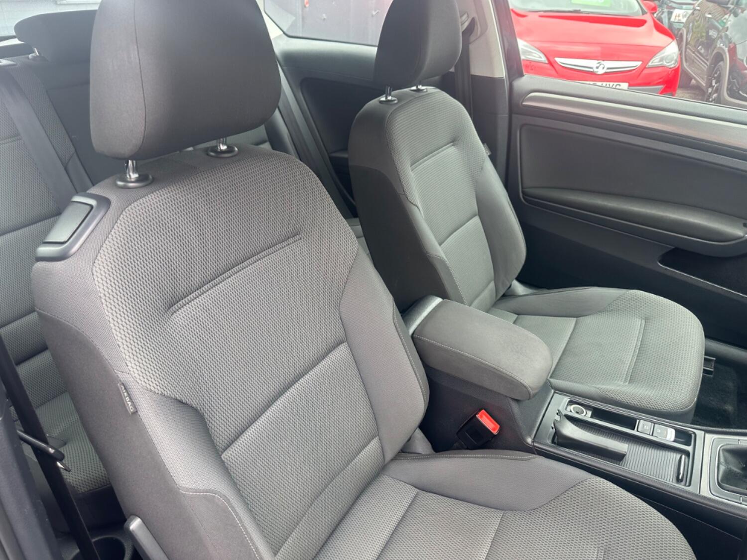 Used Volkswagen Golf 2013 for sale - 76541599: Photo 29