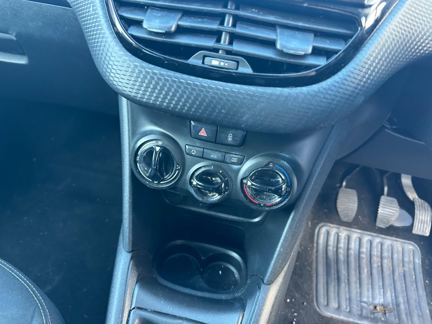 Used Peugeot 208 2016 for sale - 76793818: Photo 9