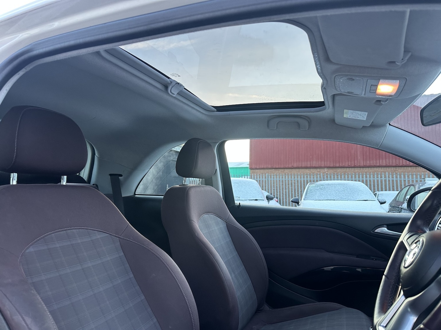 Used Vauxhall ADAM 2015 for sale - 77478181: Photo 16