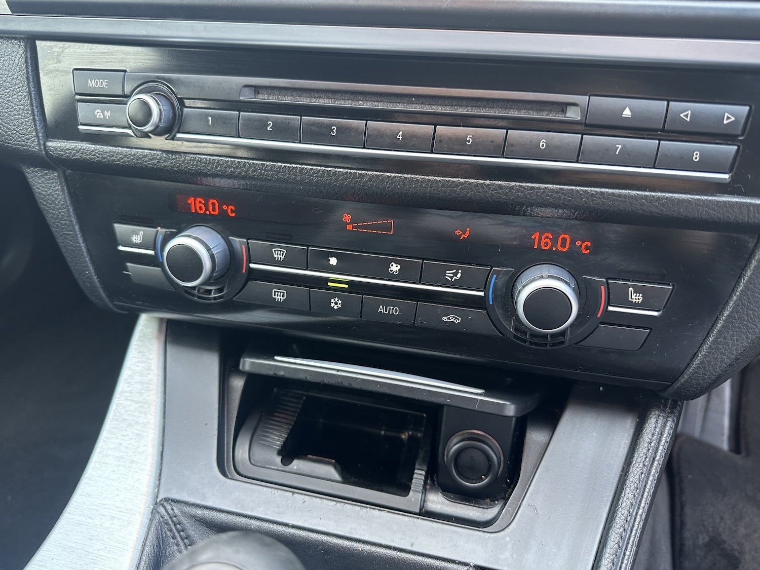 Used BMW 5 Series 2011 for sale - 76510838: Photo 32