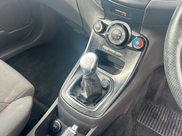Used Ford Fiesta 2016 for sale - 76174077: Photo 23