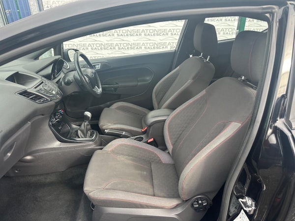 Used Ford Fiesta 2016 for sale - 76174077: Photo 33