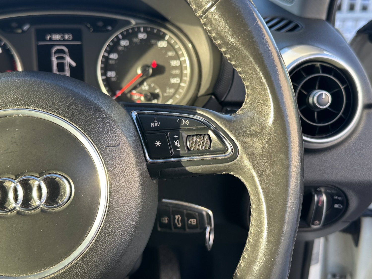 Used Audi A1 2012 for sale - 77148233: Photo 23