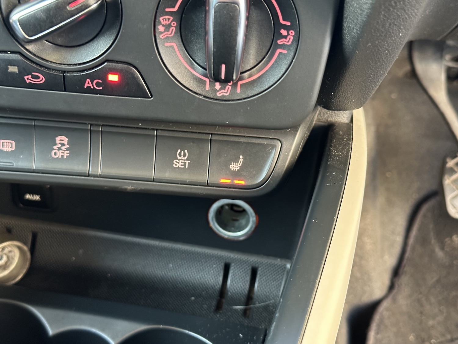 Used Audi A1 2012 for sale - 77148233: Photo 31