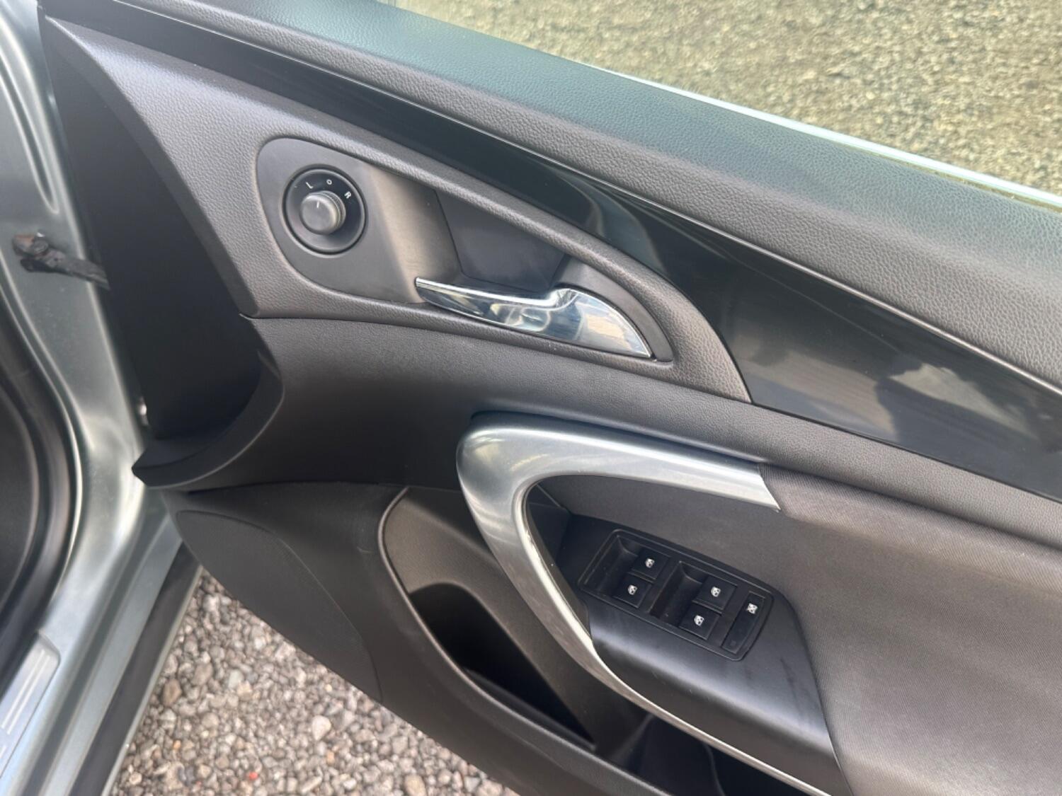 Used Vauxhall Insignia 2011 for sale - 76541564: Photo 11