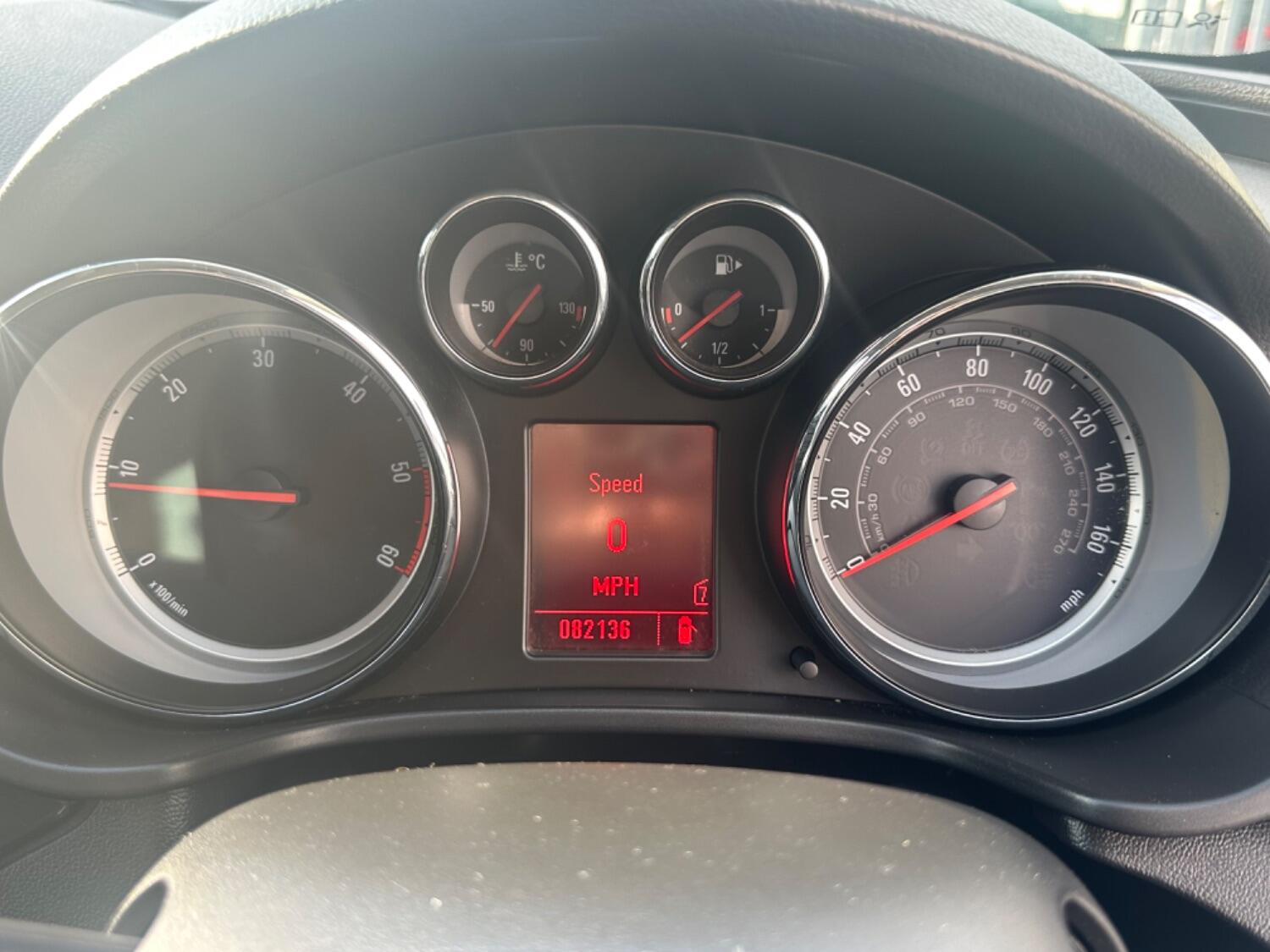 Used Vauxhall Insignia 2011 for sale - 76541564: Photo 16